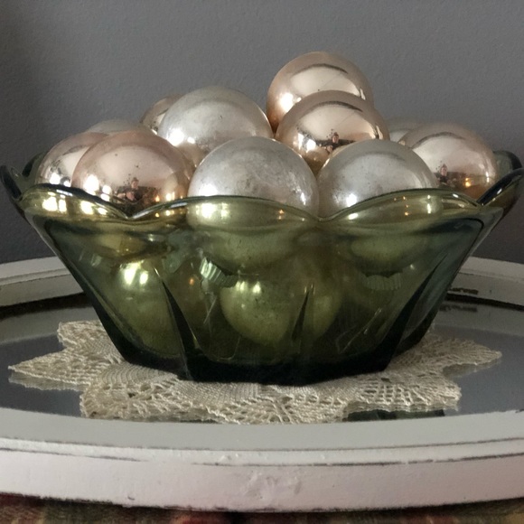 Anchor Hocking Chip & Dip Bowls - Picture 6 of 9